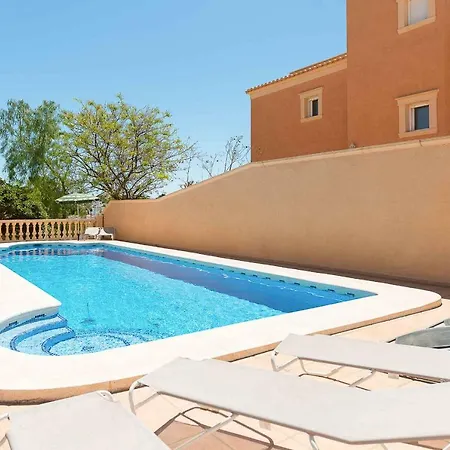 Villa Adoracion *