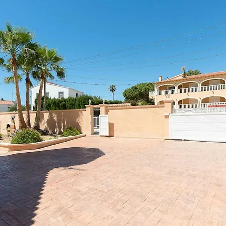 Adoracion Villa Calpe